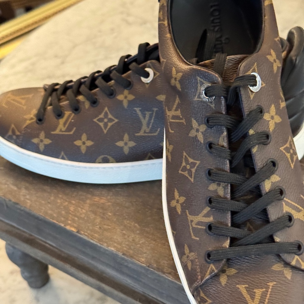 Mens Louis Vuitton sneakers